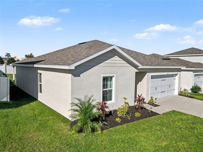 1371 Madison Cir in Haines City, FL - Building Photo - Building Photo
