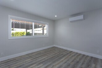 783 E Grand Ave in Pomona, CA - Foto de edificio - Building Photo