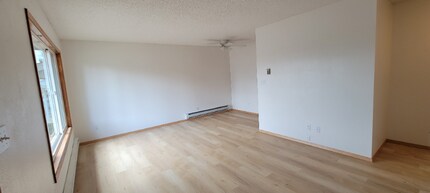 700 E 22nd St in Vancouver, WA - Foto de edificio - Building Photo