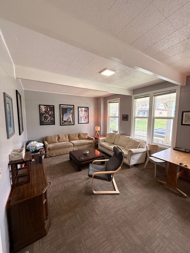 property at 1523 Grant St