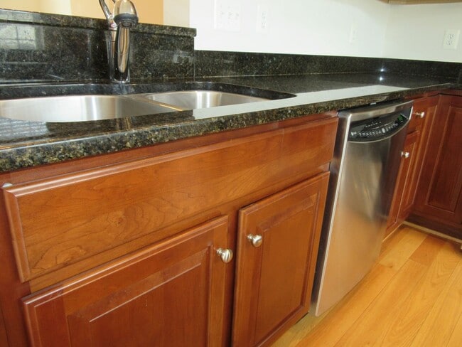 2386 Abington Dr in Charlottesville, VA - Building Photo - Building Photo