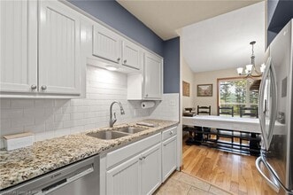 1450 N Ulmer St in Greenwood, AR - Building Photo - Building Photo