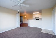 Building Photo - River Reach Apartments in Orlando, Florida
