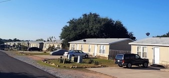 200A Aster St in Kingsland, TX - Building Photo