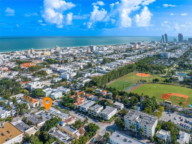 1510 Meridian Ave in Miami Beach, FL - Building Photo - Building Photo
