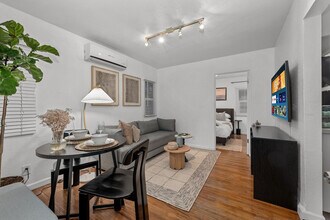 334-40 Langley St, Unit ID1330861P in San Diego, CA - Foto de edificio - Building Photo