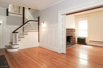 121 Park St in Montclair, NJ - Building Photo - Building Photo