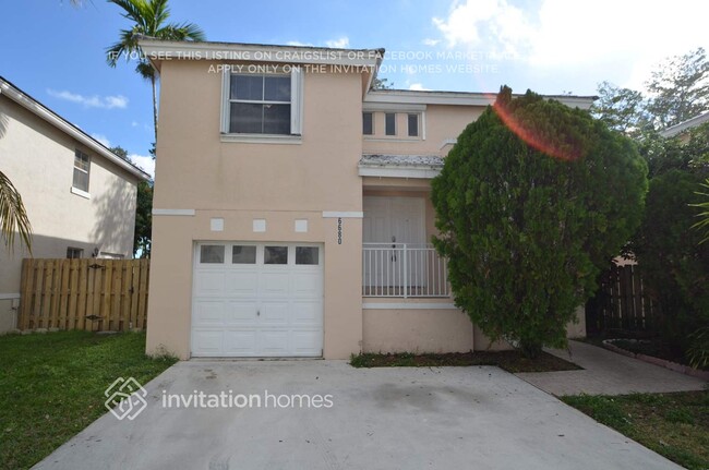 6680 Fern St in Margate, FL - Foto de edificio - Building Photo