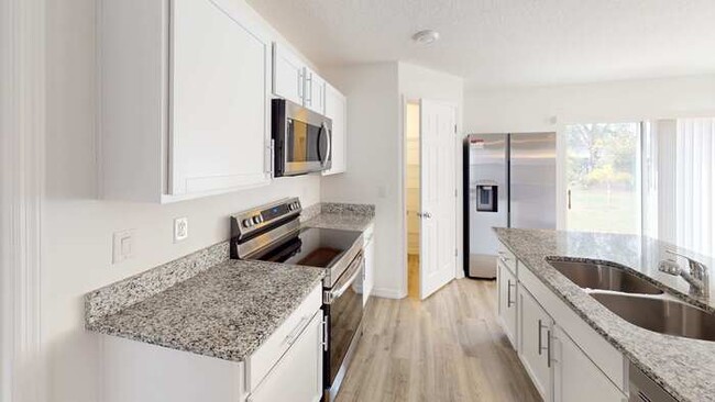 26 Biscayne Dr in Palm Coast, FL - Building Photo - Building Photo