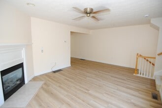 69 Georgetown Dr in Nashua, NH - Building Photo - Building Photo