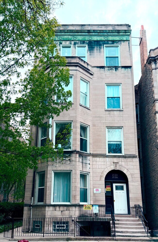 2126 N Sheffield Ave
