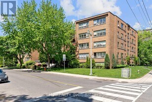24 Shallmar Blvd in Toronto, ON - Building Photo