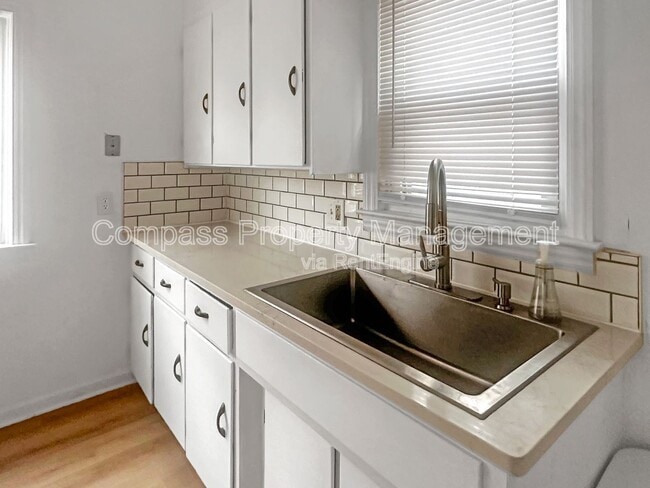 property at 3731 Jefferson Ave SE