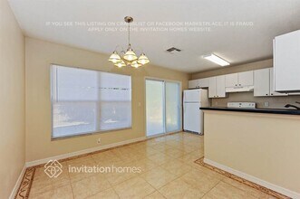 1318 Casa Bonita Ave in Ruskin, FL - Foto de edificio - Building Photo