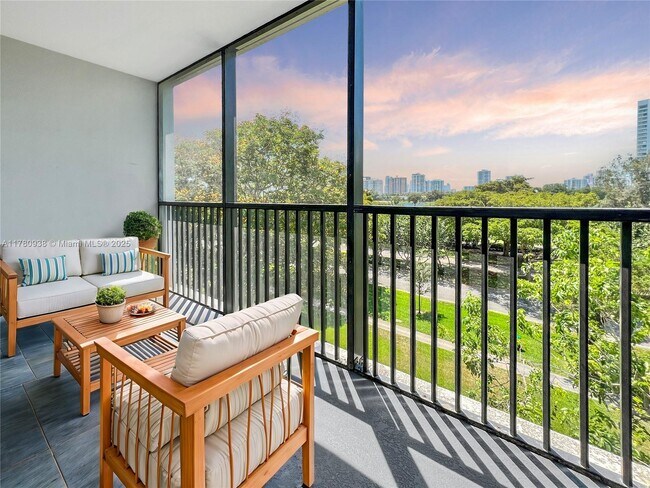 property at 3475 N Country Club Dr