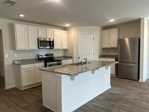 916 Merganser Way in Crestview, FL - Building Photo - Building Photo