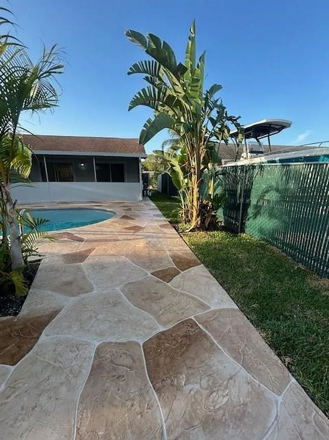 5022 El Claro Cir in West Palm Beach, FL - Building Photo - Building Photo