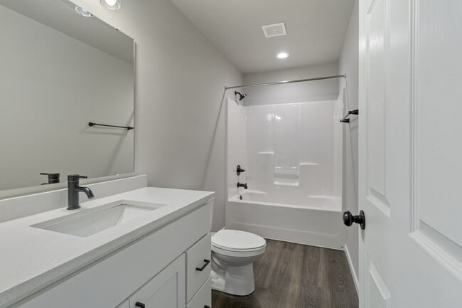 824 United Dr in Horace, ND - Building Photo - Building Photo