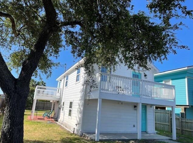 property at 6201 Heards Ln
