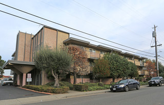 Casa Bret Harte Apartments