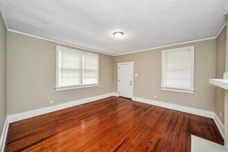 210 Alvin St in Talladega, AL - Building Photo - Building Photo