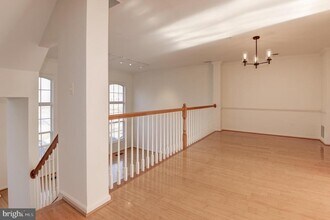 1984 Crescent Park Dr in Reston, VA - Building Photo - Building Photo