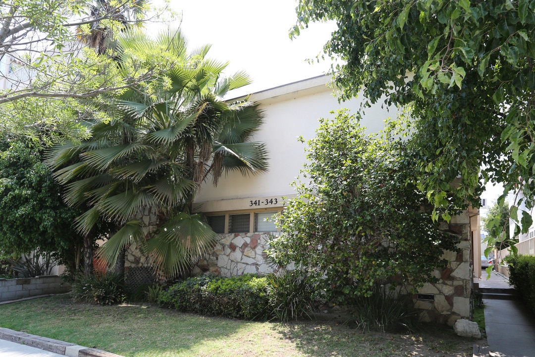 341-343 S Elm Dr in Beverly Hills, CA - Building Photo