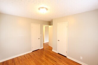 816 Vanderbilt St in Birmingham, AL - Building Photo - Building Photo