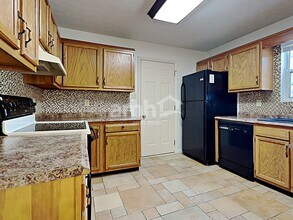 523 Bushwood Dr in Knoxville, TN - Building Photo - Building Photo