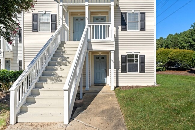 151 Schultz St in Chapel Hill, NC - Building Photo - Building Photo