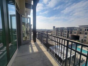 2700 Old Denton Rd in Carrollton, TX - Building Photo - Building Photo