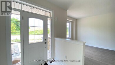 303 Kirkham Dr in Markham, ON - Building Photo - Building Photo