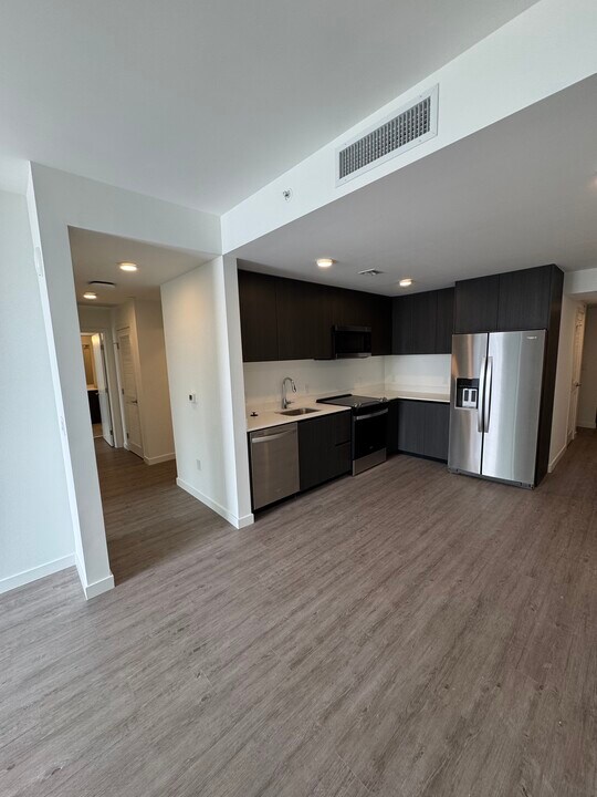 132 NE 22nd St, Unit B1 in Miami, FL - Building Photo