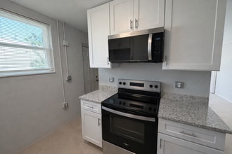 286 Watts St in Jacksonville, FL - Building Photo - Building Photo