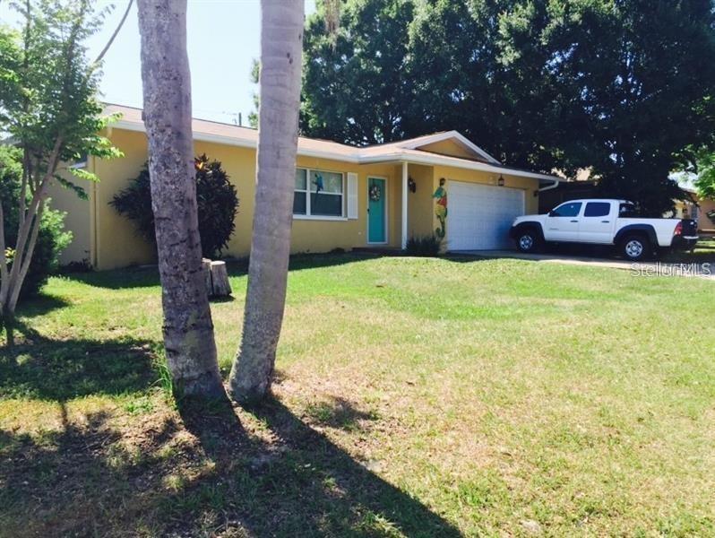 230 20th St SW in Largo, FL - Building Photo