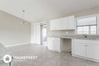 604 Basingstoke Ct in Kissimmee, FL - Foto de edificio - Building Photo