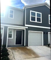 6582 SW 81st Lp in Ocala, FL - Building Photo