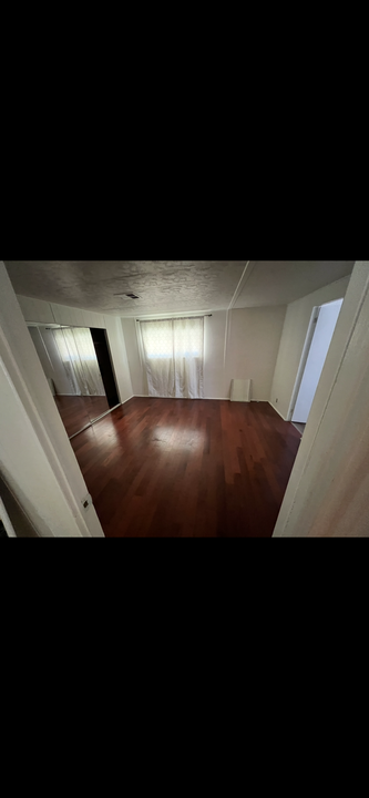 16465 Pinyon St in Lake Elsinore, CA - Building Photo