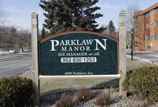 Parklawn Manor in Edina, MN - Building Photo - Building Photo