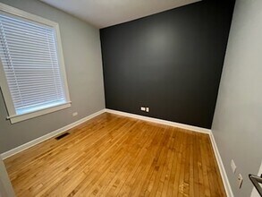 2008 W Warner Ave in Chicago, IL - Building Photo - Building Photo