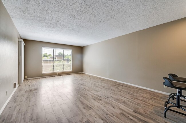 4859 Cedar Springs Rd, Unit 1159 in Dallas, TX - Building Photo - Building Photo