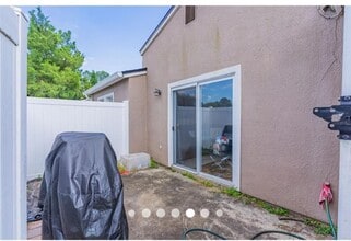110 Dorchester Sq in Lake Mary, FL - Building Photo - Building Photo