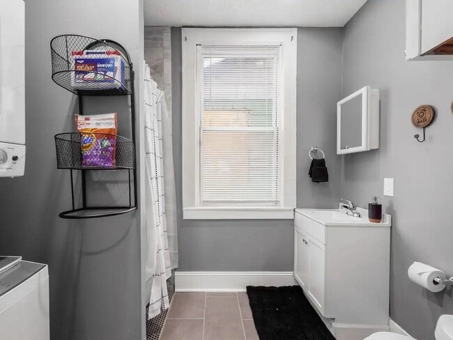 363 E Gates St in Columbus, OH - Building Photo - Building Photo