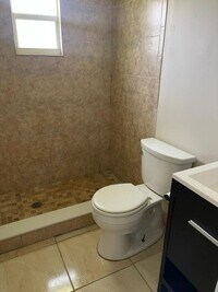 377 Baysinger Ave photo'