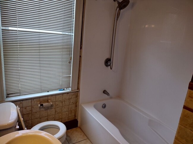 43 McCabe Ave in Pawtucket, RI - Building Photo - Building Photo