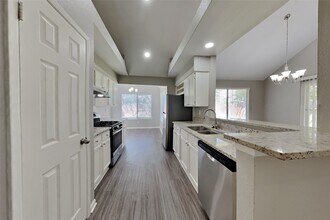 7323 Livery Ln in Cypress, TX - Building Photo - Building Photo