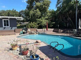 3012 Grand View Ave in Clearwater, FL - Building Photo