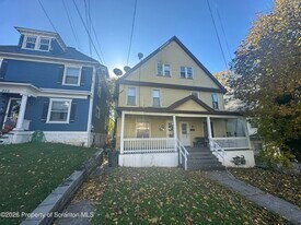 916-918 Grandview St in Scranton, PA - Building Photo