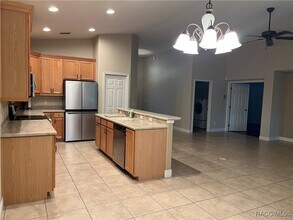 1569 W Caroline Path in Lecanto, FL - Building Photo - Building Photo