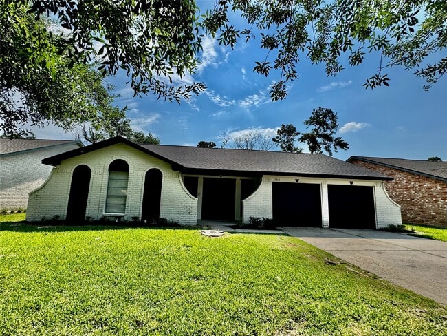 property at 15218 Falcon Ridge Dr